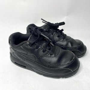 Nike Air Max all black sneaker Child